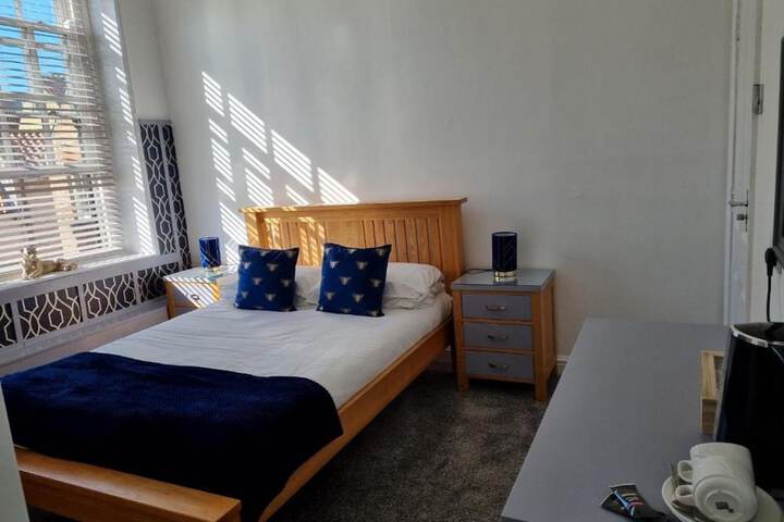 Room 5 of 51