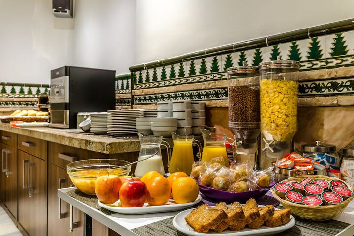 Breakfast buffet