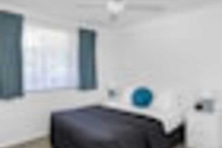 Room 14 of 60