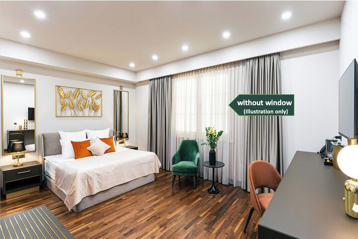 Room 8 of 32