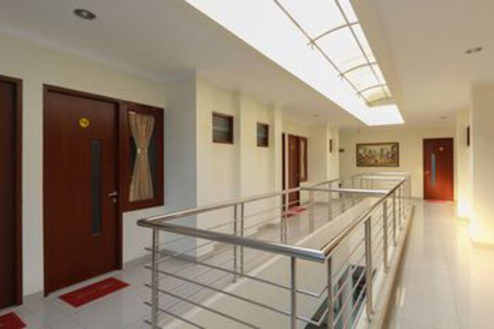 Ballroom/Hall 16 of 20