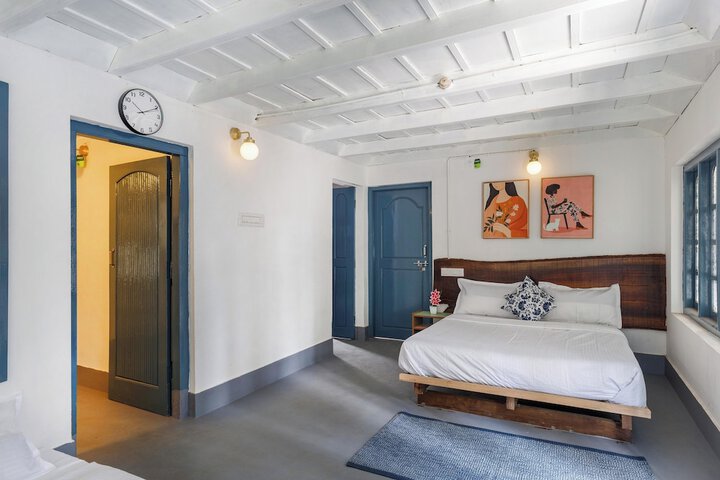 Room 17 of 30