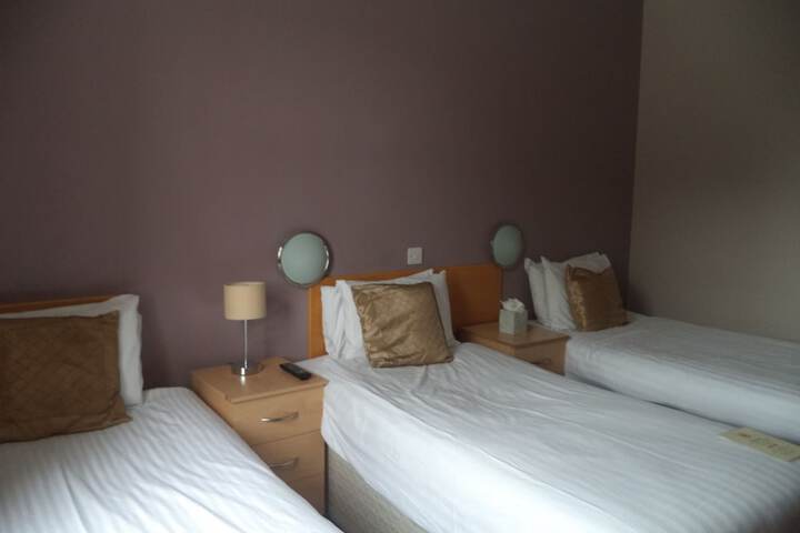 Room 12 of 42