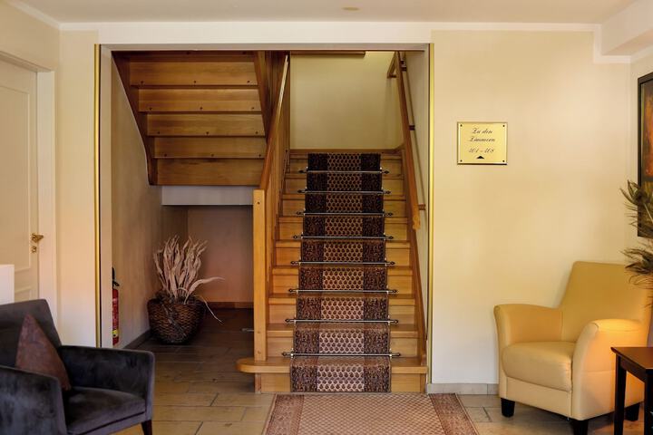 Room 23 of 84