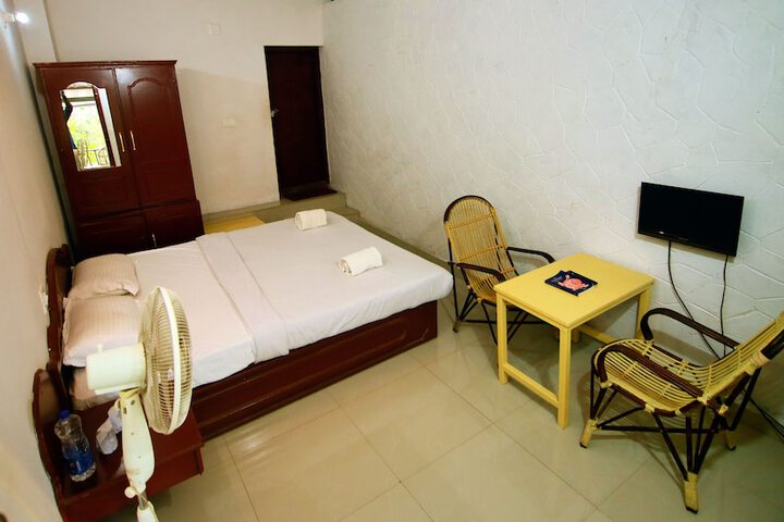 Room 6 of 79