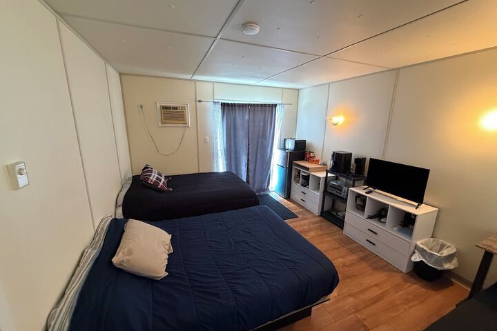 Room 14 of 22