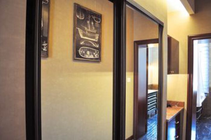 Room 100 of 313