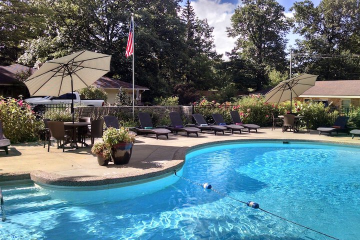Pool 11 of 25