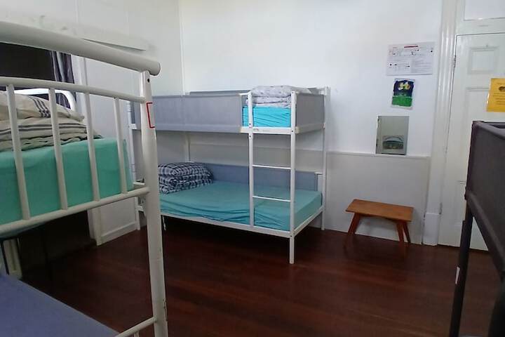 Room 11 of 52