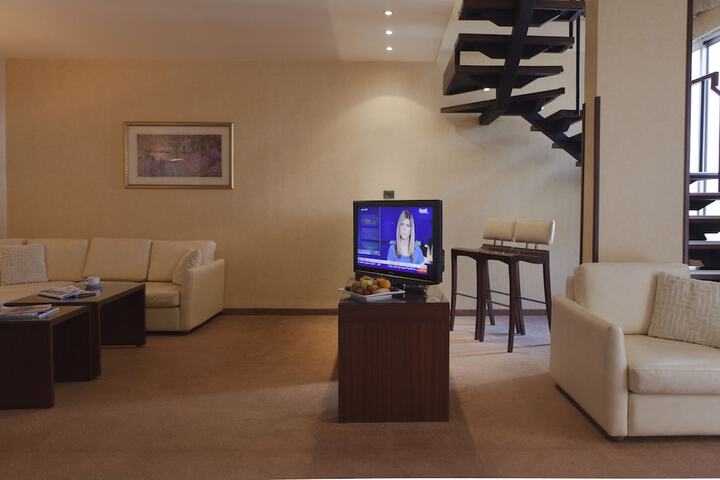 Room 22 of 53