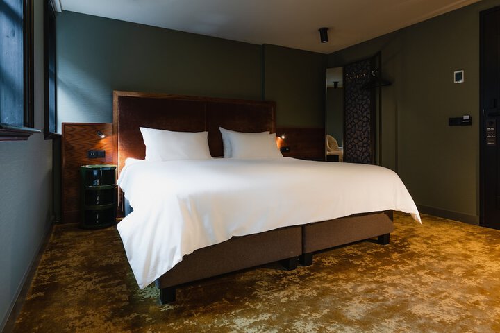 Room 42 of 264