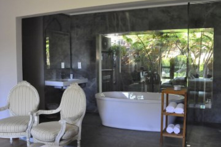 Room 2 of 54