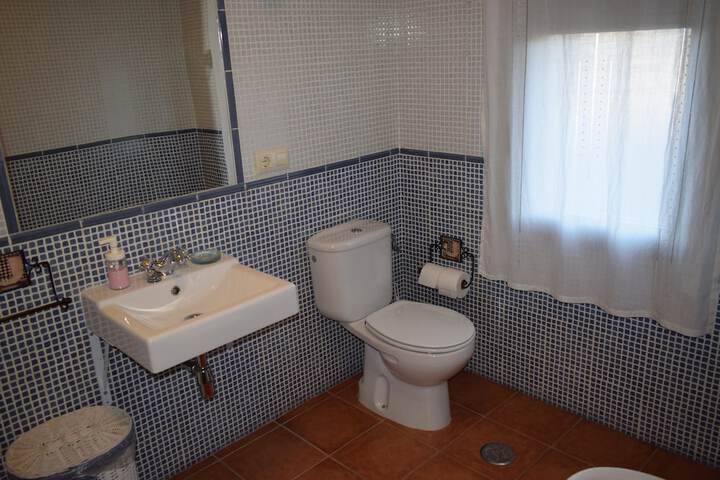 Room 9 of 17