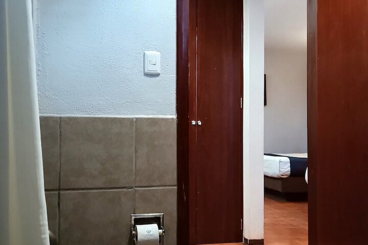 Room 31 of 43