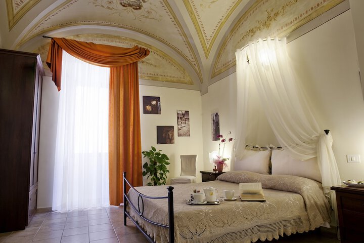 Room 14 of 51