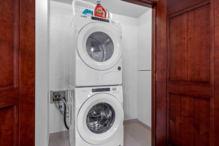 Laundry 95 of 158
