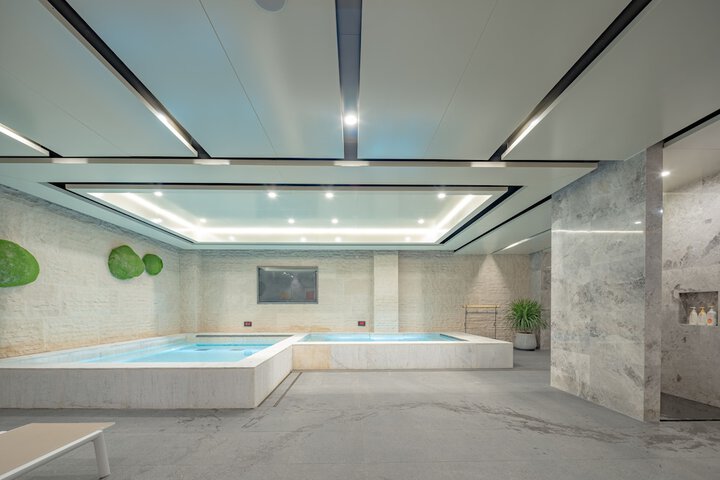 Pool 17 of 27