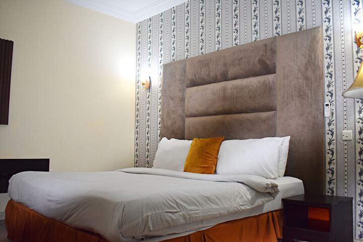 Room 22 of 67