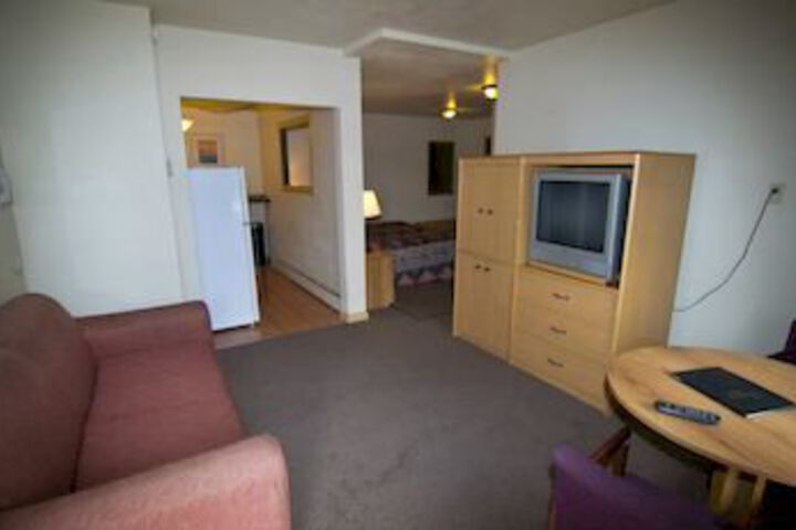 Room 2 of 11