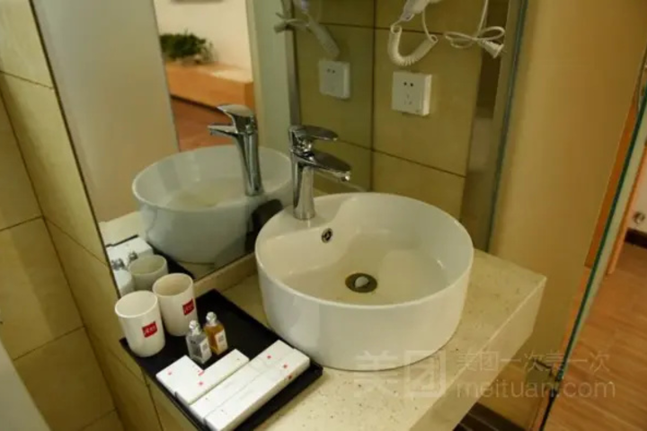 Thank Inn Plus Hotel Henan Zhoukou Huaiyang County Xinxing Road