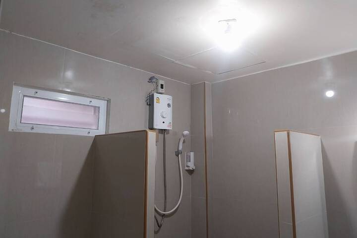 Room 69 of 89