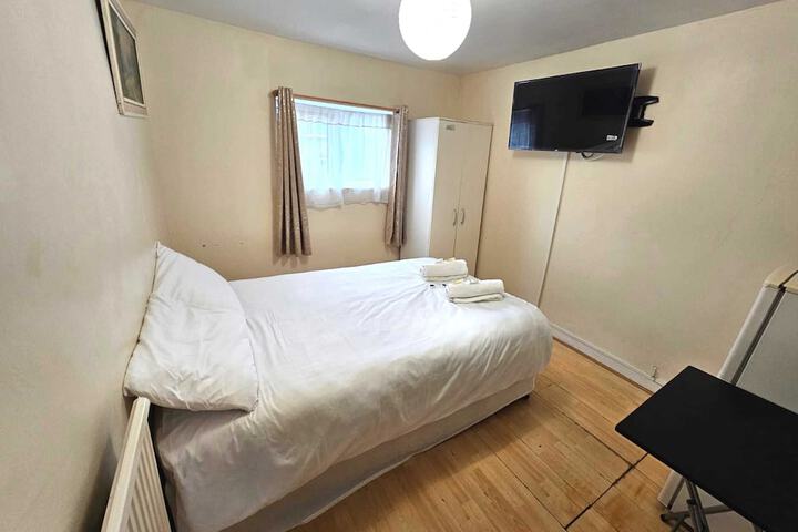 Room 46 of 64