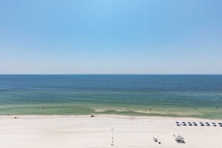 Beach 32 of 86