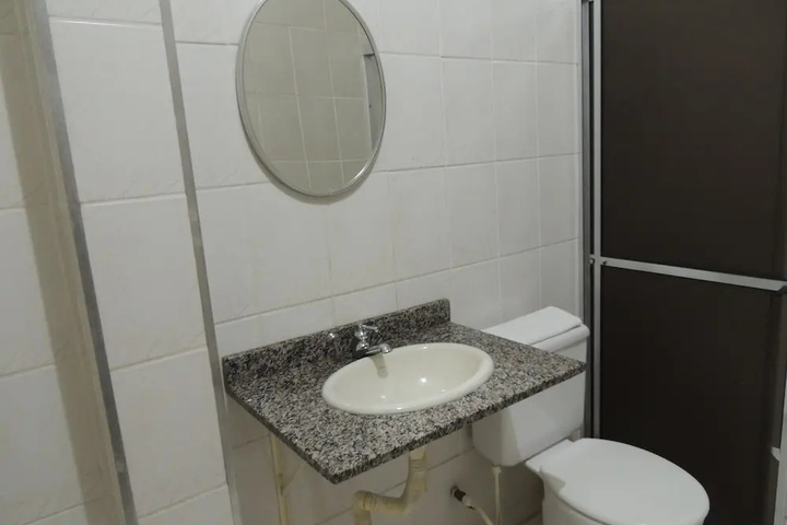 Room 7 of 14