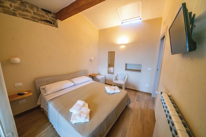 Room 16 of 57