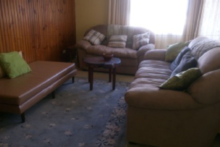 Room 381 of 407