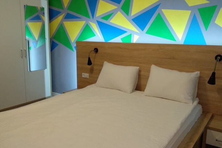 Room 17 of 26