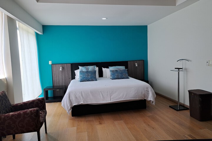 Room 17 of 123