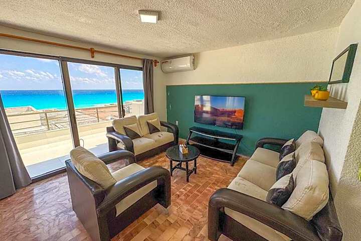 Image of Spacious 2-Story 4 Bedrooms, Ocean View Balcony