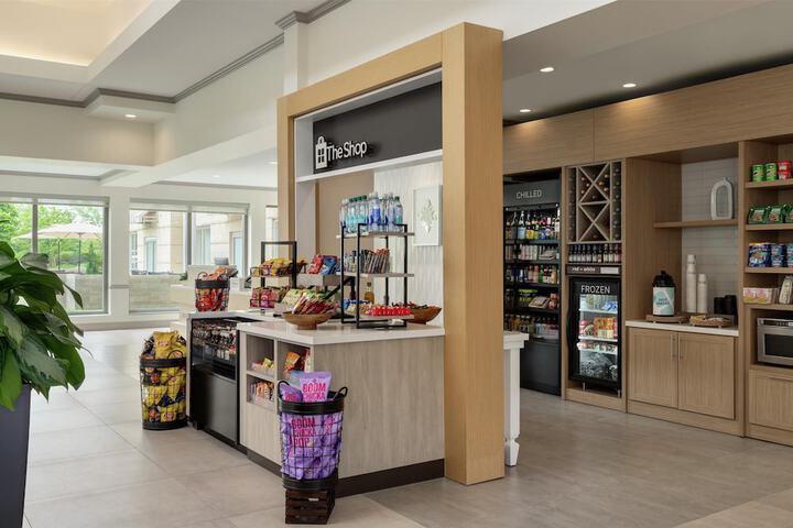 Snack bar