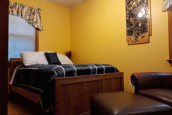 Room 8 of 50
