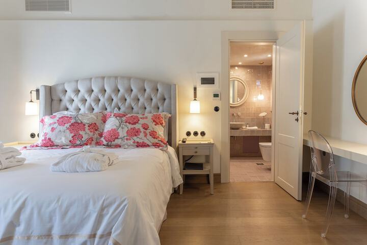 Room 26 of 110