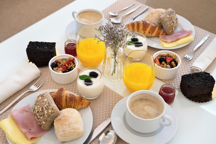 Breakfast/Coffee Service 53 of 59