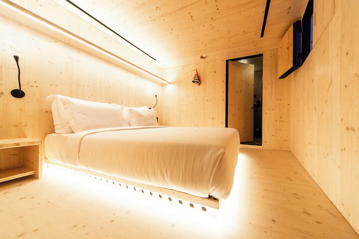 Room 20 of 46