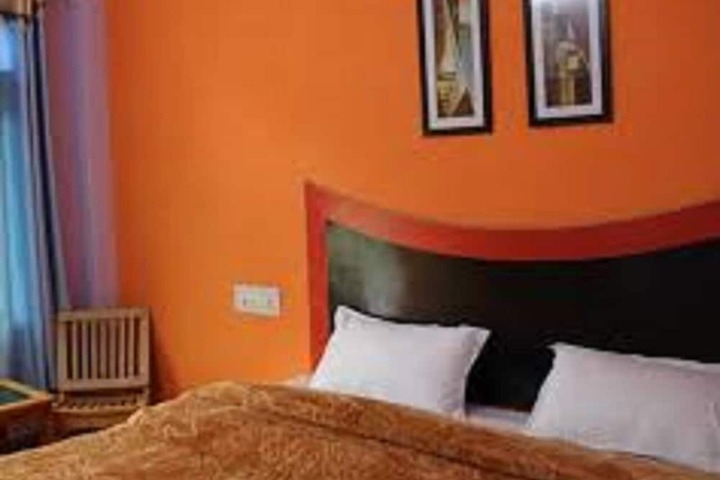 Room 17 of 20