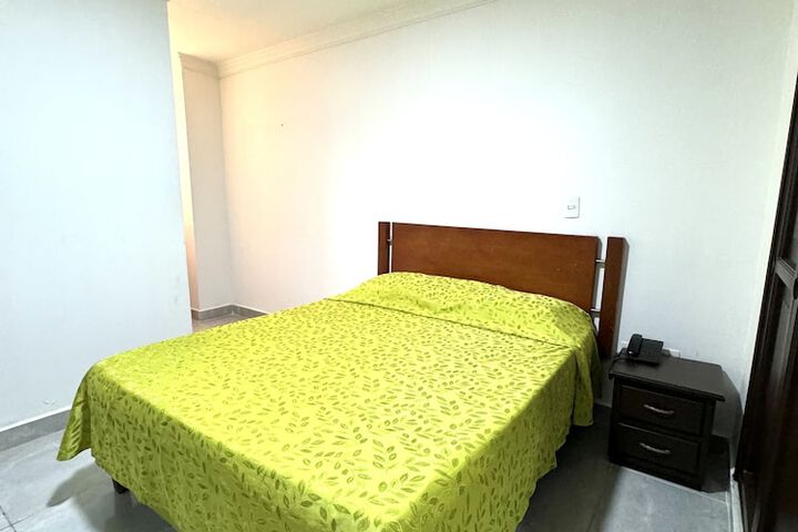 Room 29 of 65