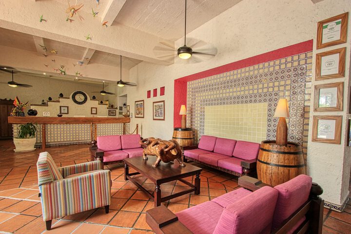 Guest Lobby