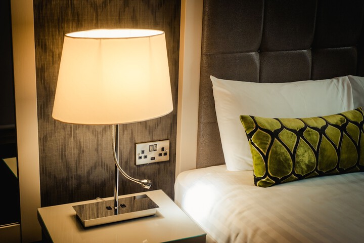 Room 4 of 62