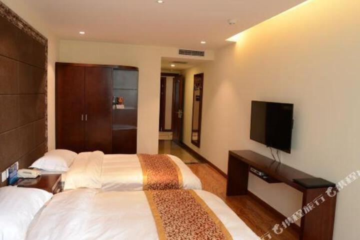 Super 8 Hotel (Beijing Yanqing Global Xinyi Shopping Mall)