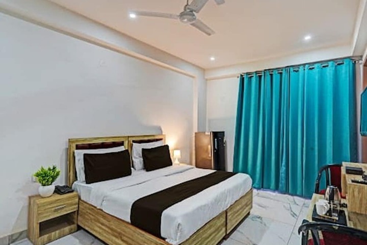 Room 5 of 36