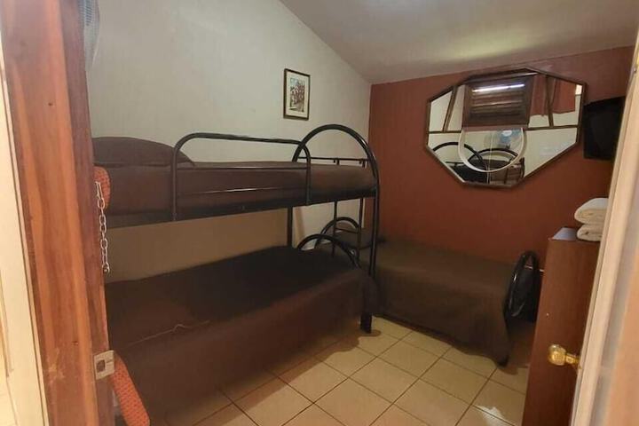 Room 6 of 39