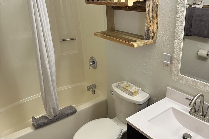 Room 109 of 154