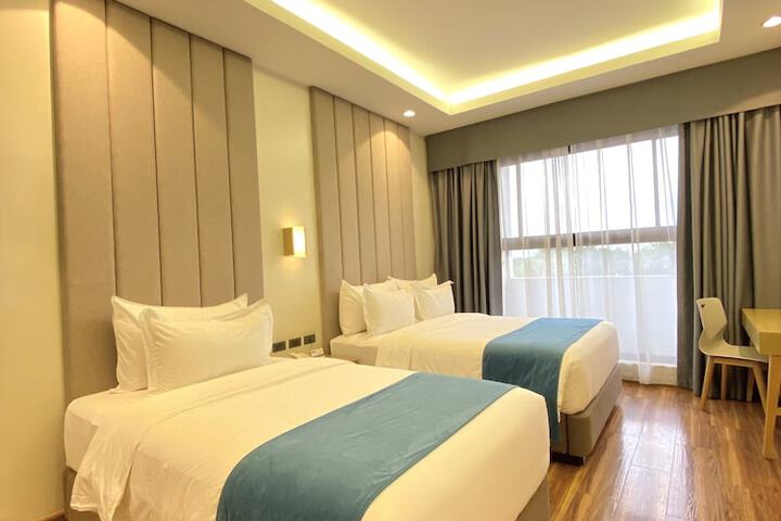 Room 34 of 65