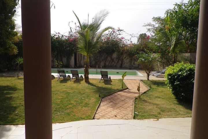 Hotel Exterior 19 of 20