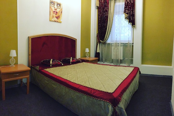 Room 16 of 21