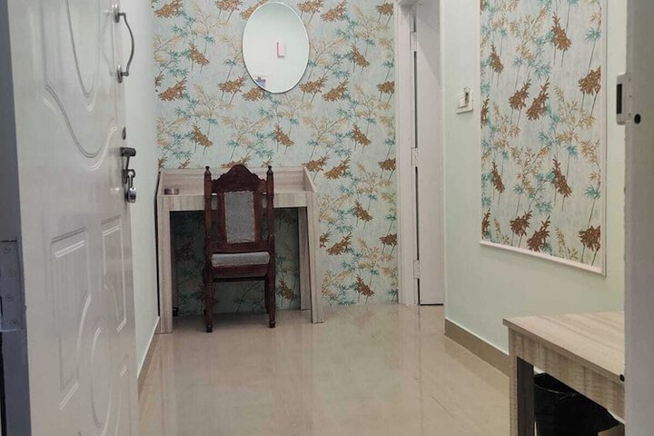 Room 14 of 36
